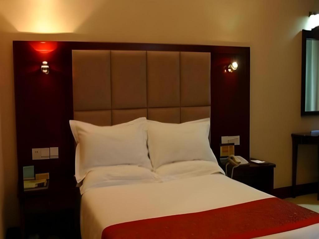 Zhengzhou Airport Hotel Exterior foto